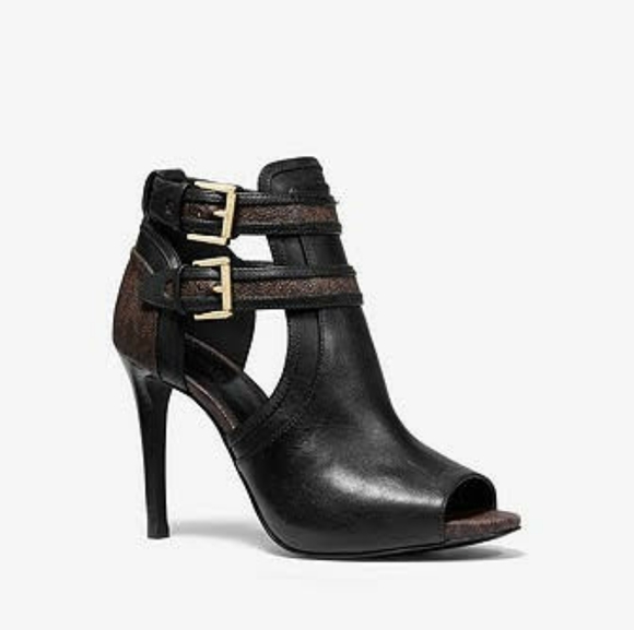 SOLD MICHAEL Kors Blaze Leather/Logo Open Bootie - Picture 4 of 11